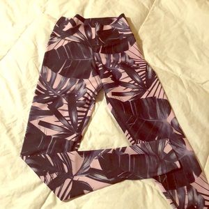 Jiva Active High-Waisted Palm Print Yoga Pants